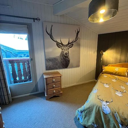 Chalet Le Renard Du Lac Les Gets Exterior photo