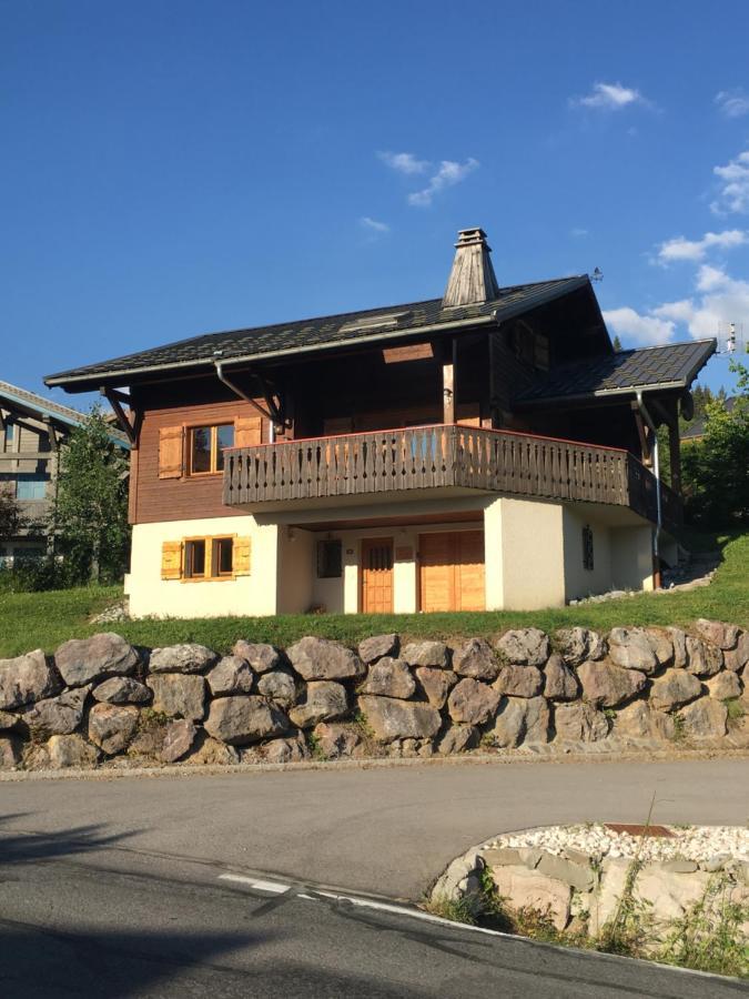 Chalet Le Renard Du Lac Les Gets Exterior photo